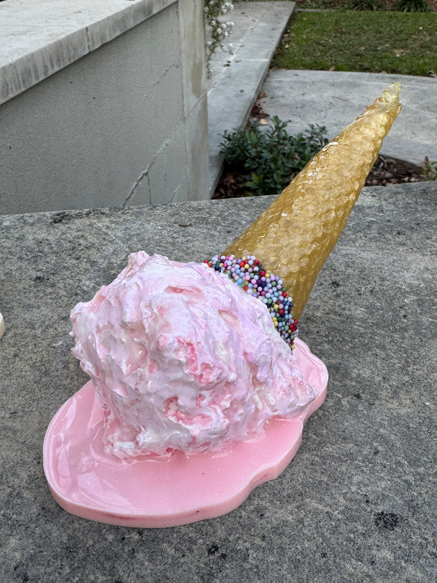 HERE’S THE SCOOP - ICE CREAM SHELF ART